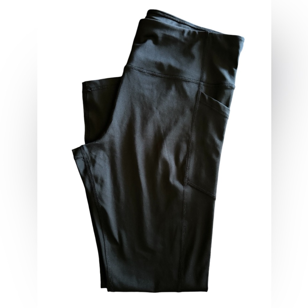 AVIA work out leggings in black size Large 12-14 NWT